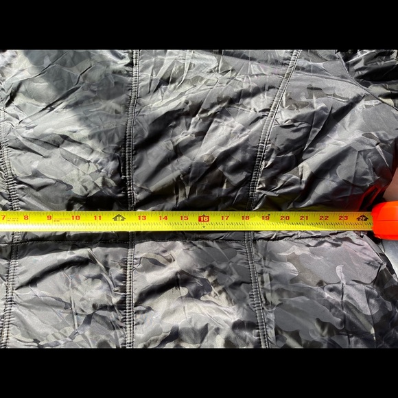 Camo Torrid puff jacket - Picture 12 of 16
